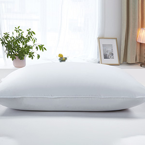 DOWN CHAMBER PILLOW, FEATURING 37.5® TECHNOLOGY